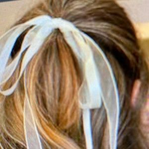 Meet your Posher, Conne